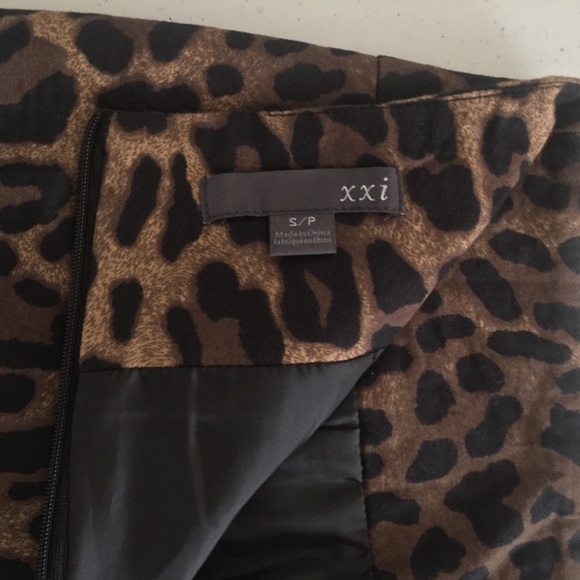 XXI Animal Print Pencil Skirt with Pockets S/P - Picture 11 of 16